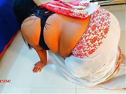 Tamil MILF Stepmom Stuck Under Bed with white saree and black blouse, when she cleaning under bed then stepson fuck her